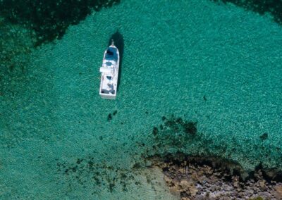 An image of the Top Cat exploration vessel with Ocean Fox Bahamas from above.